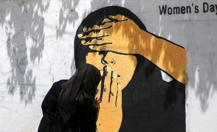 Yemenli sanatçı Sebya, ülkesinde 3 yıldır devam eden çatışmaların neden