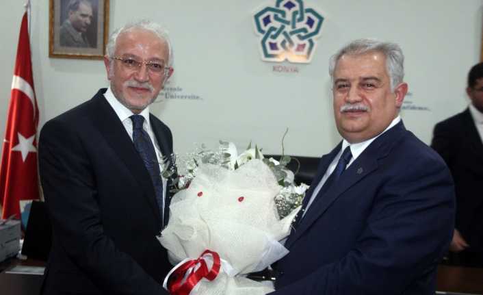 Necmettin Erbakan Üniversitesi (NEÜ) Rektörlüğüne atanan Prof. Dr. Cem Zorlu