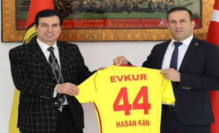 Yeni Malatyaspor, Evkur ile olan isim sponsorluğu anlaşmasını 1 sene
