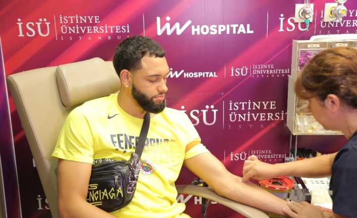 Fenerbahçe Erkek Basketbol Takımının yeni transferi Tyler Ennis sağlık kontrolünden