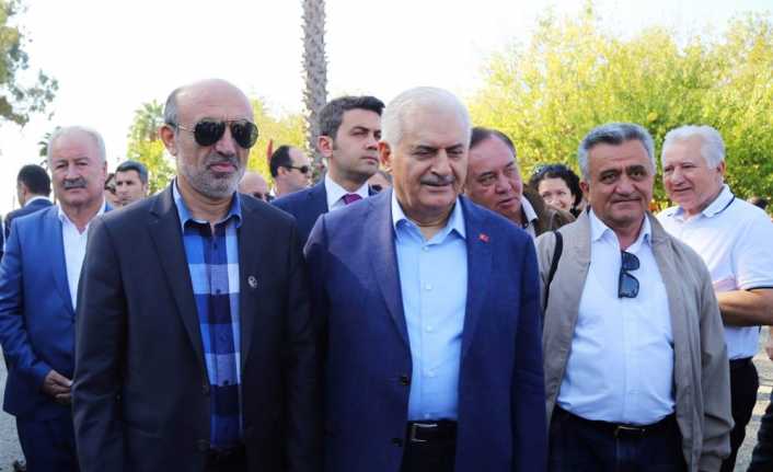 Antalya’da bulunan TBMM Başkanı Binali Yıldırım ve eşi Semiha Yıldırım,