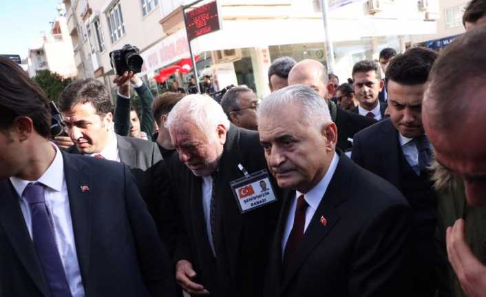 Türkiye Büyük Millet Meclisi (TBMM) Başkanı Binali Yıldırım, Başbakanlığı döneminde