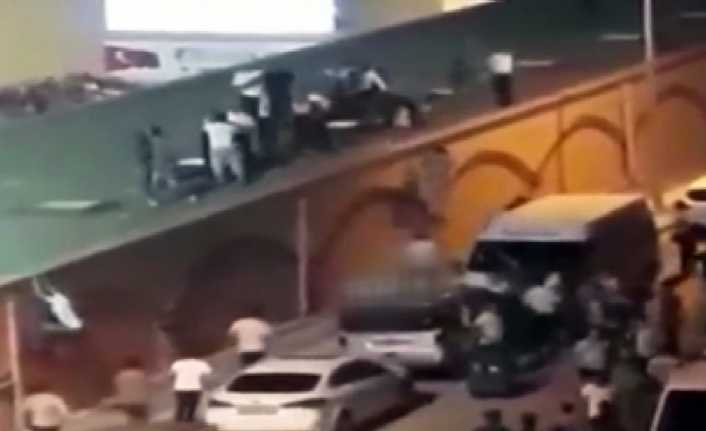 Ankara’nın Etimesgut ilçesinde ünlü sanatçı Yıldız Tilbe’nin konseri sırasında kavga