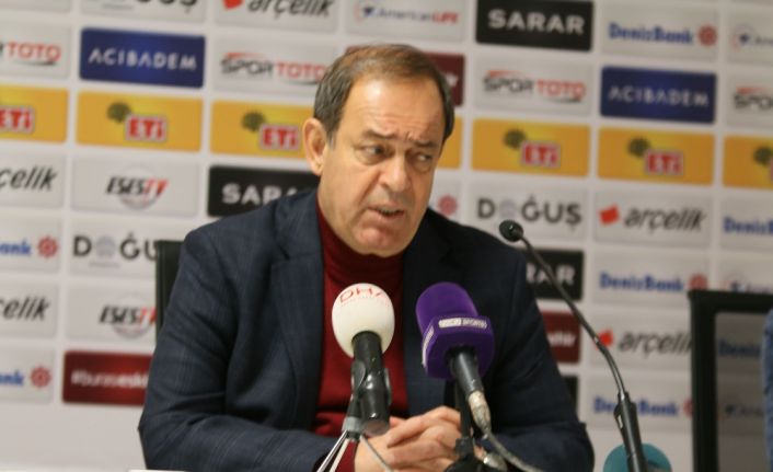 Eskişehirspor Teknik Direktörü Yücel İldiz, istifa edeceğini açıkladı. 