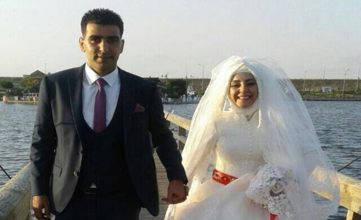 Yumurtalıklarındaki kistin alınması için girdiği ameliyatta bağırsağının delindiği iddia edilen