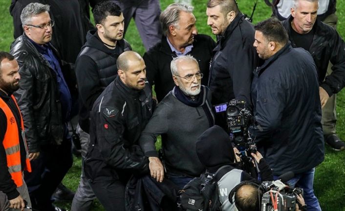 Alınan önlemlere rağmen Yunanistan futbolunda artarak devam eden şiddet olaylarının