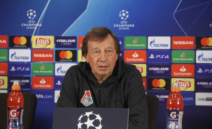 Lokomotiv Moskova Teknik Direktörü Yuri Semin, Galatasaray maçı öncesinde düzenlenen