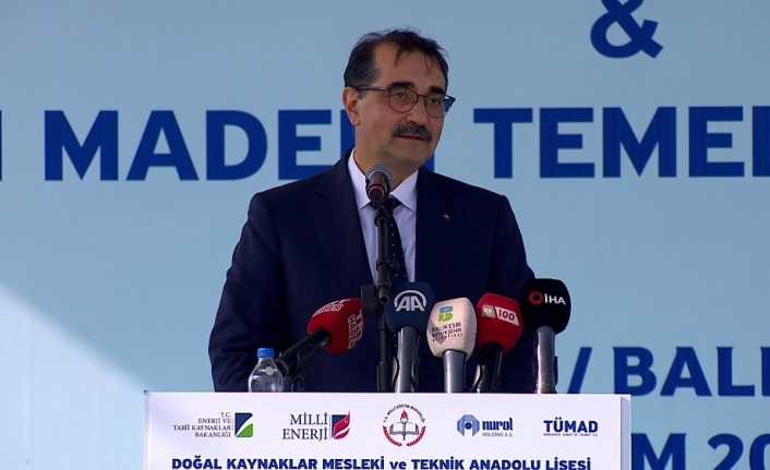 Enerji ve Tabii Kaynaklar Bakanı Fatih Dönmez, Türkiye’nin ilk yüzde
