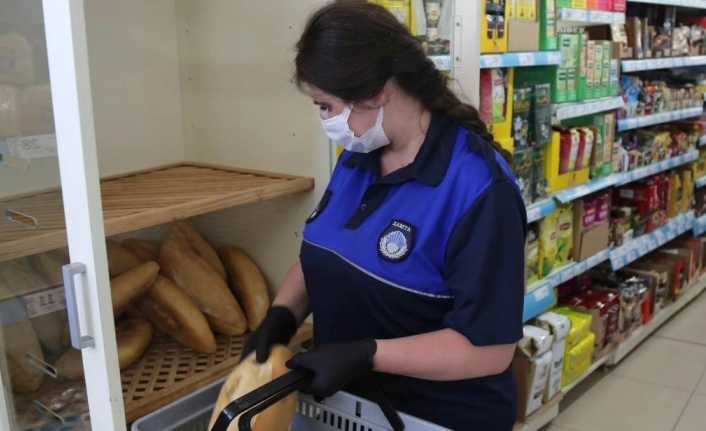 Erzincan Belediyesi Zabıta Müdürlüğü, marketlerde ekmek gramaj denetimi yaptı