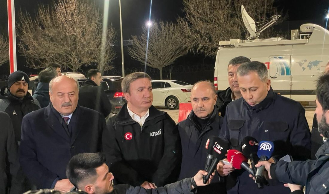 AK Parti Erzincan Milletvekili Süleyman Karaman, 9 işçinin toprak altında
