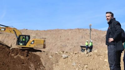 Enerji ve Tabii Kaynaklar Bakanı Alpaslan Bayraktar Erzincan'ın İliç ilçesinde