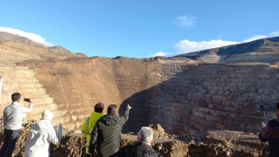 Karadeniz Teknik Üniversitesi Heyeti Erzincan'daki Heyelan Sahasında İnceleme Yaptı