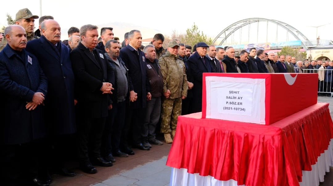Terzibaba Camii'nde ikindi namazını müteakip kılınan Cenaze Namazı sonrasında Garnizon