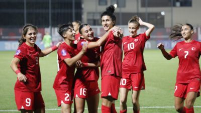 Türkiye - Azerbaycan Kadın A Millî Takım müsabakasına Erzincan 13