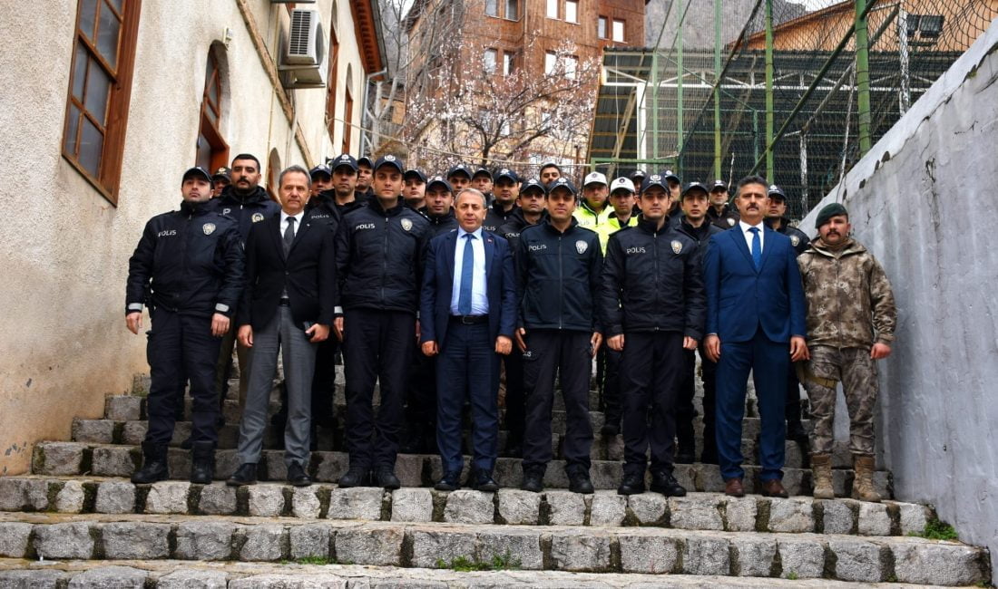 Erzincan İl Emniyet Müdürü Kenan Kurt, Kemah ve Kemaliye İlçe