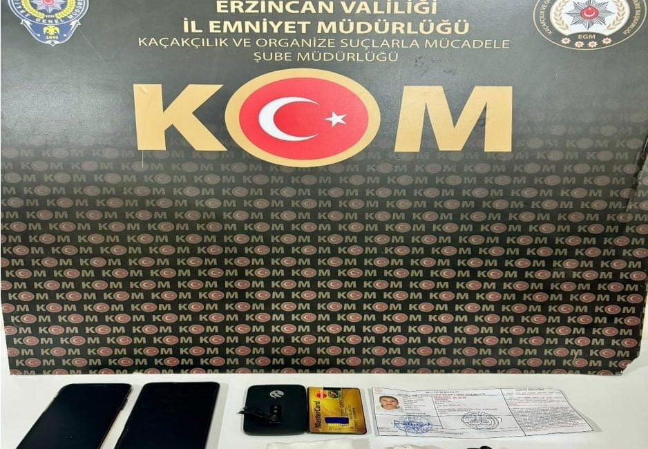 Ehliyet Sınavında Kopya Düzeneği İle Yakalandı Şahıslar hakkında 6114 Sayılı Ölçme, Seçme ve Yerleştirme Merkezi Hizmetleri