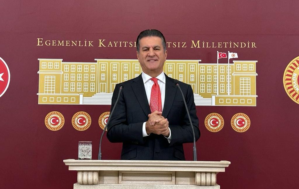 CHP Erzincan Milletvekili Sayın Mustafa Sarıgül’ün Ramazan Bayramı münasebetiyle kutlama