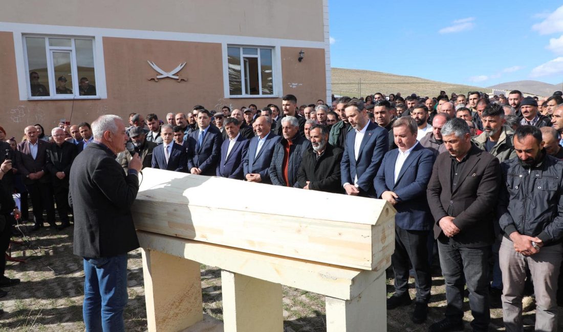 Uğur Yıldız’ın cansız bedeni memleketi Otlukbeli ilçesi Avcı çayırı köyünde