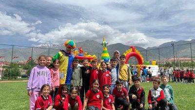 Emniyet Müdürlüğü Huzur için Erzincan projesine "Polislerle Macera Adası” Projesiyle