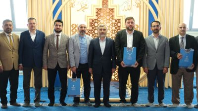 Yarışma sonunda İl Müftülüğü tarafından bütün yarışmacılara derecelerine göre çeşitli