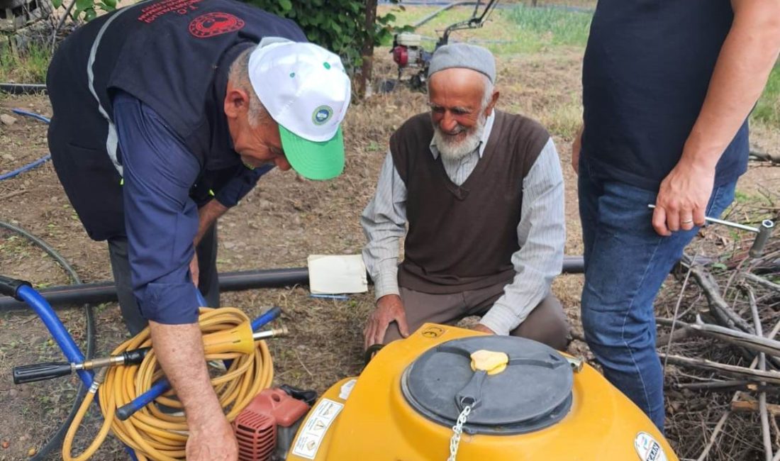 Üzüm bağı ve meyve bahçesine ilaç atması gereken Selahaddin Amca’nın