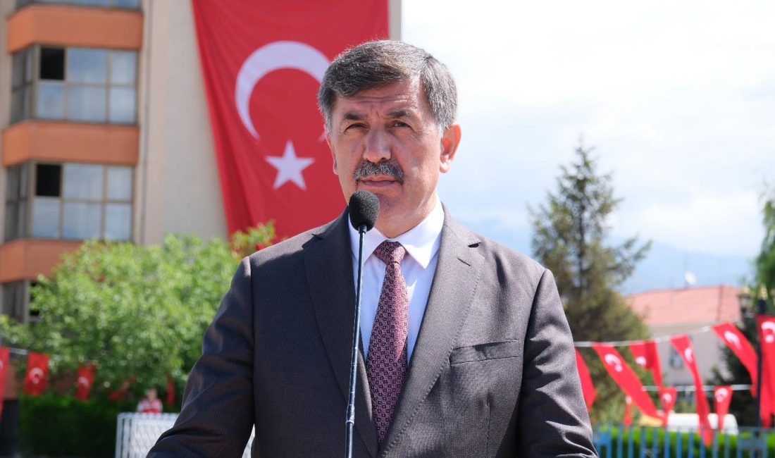 Erzincan Belediye Başkanı Bekir Aksun Erzincan Ticaret ve Sanayi Odası
