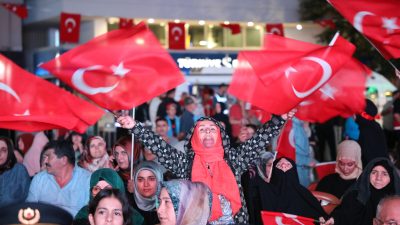 Erzincan, aynı ruh, aynı kararlılık ve inançla bir kez daha