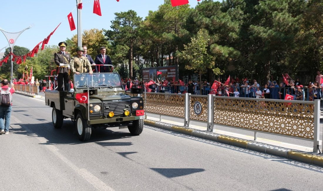 30 Ağustos Zafer Bayramı’nın 102. yıl dönümü Erzincan’da düzenlenen törenlerle