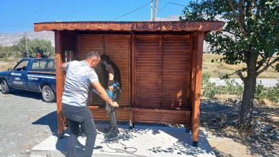 Mahalle sakinlerinin talepleri de dikkate alınarak durakların yerleşimi yapılıyor