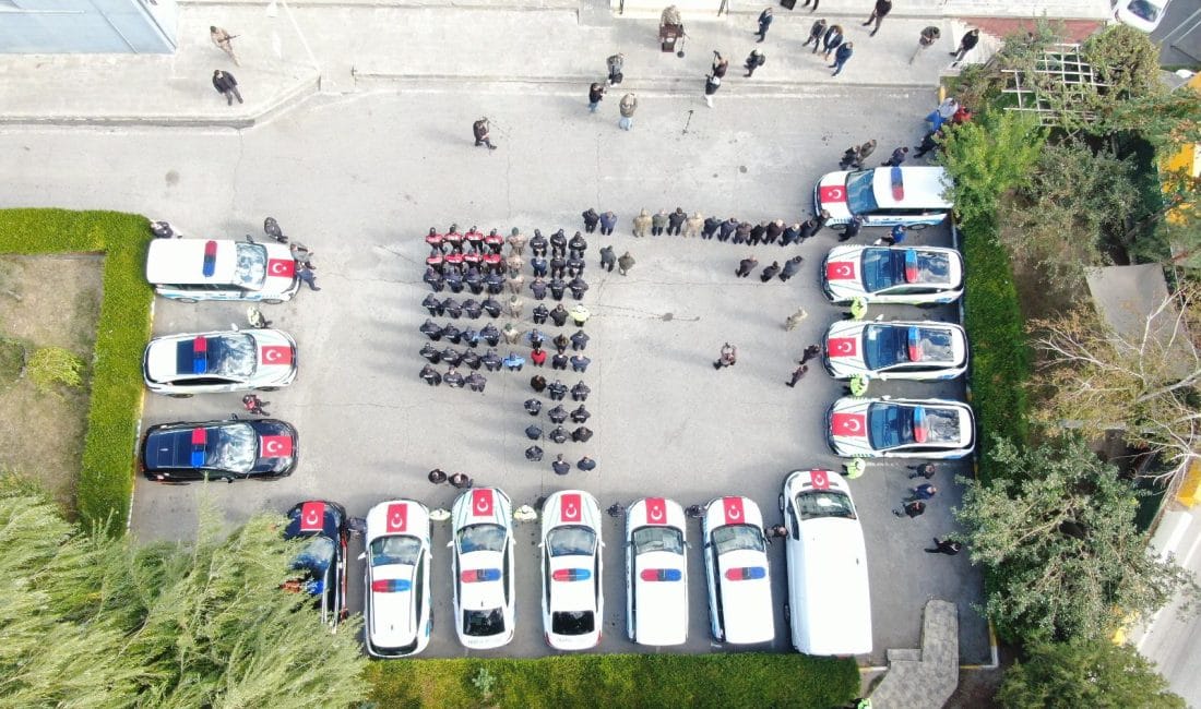 Erzincan’da İl Emniyet Müdürlüğü araç katılan 13 yeni aracın teslimi