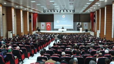 Erzincan’da “Peygamberimiz ve Şahsiyet İnşası” Konulu Konferans Düzenlendi