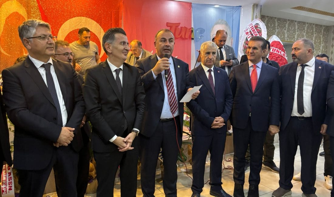 4 adayın yarıştığı seçim sonucunda Yalçın Tanrıverdi İl Başkanlığına seçildi.