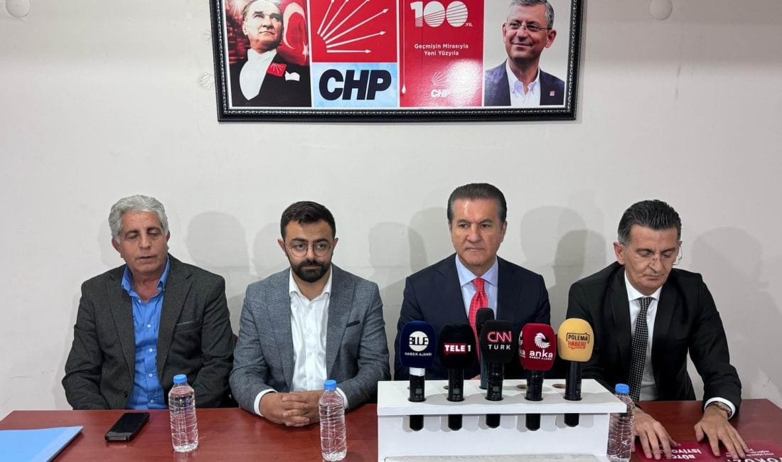 Mustafa Sarıgül, partisinin Erzincan İl Başkanlığı'nda düzenlediği basın toplantısında açıklamalarda