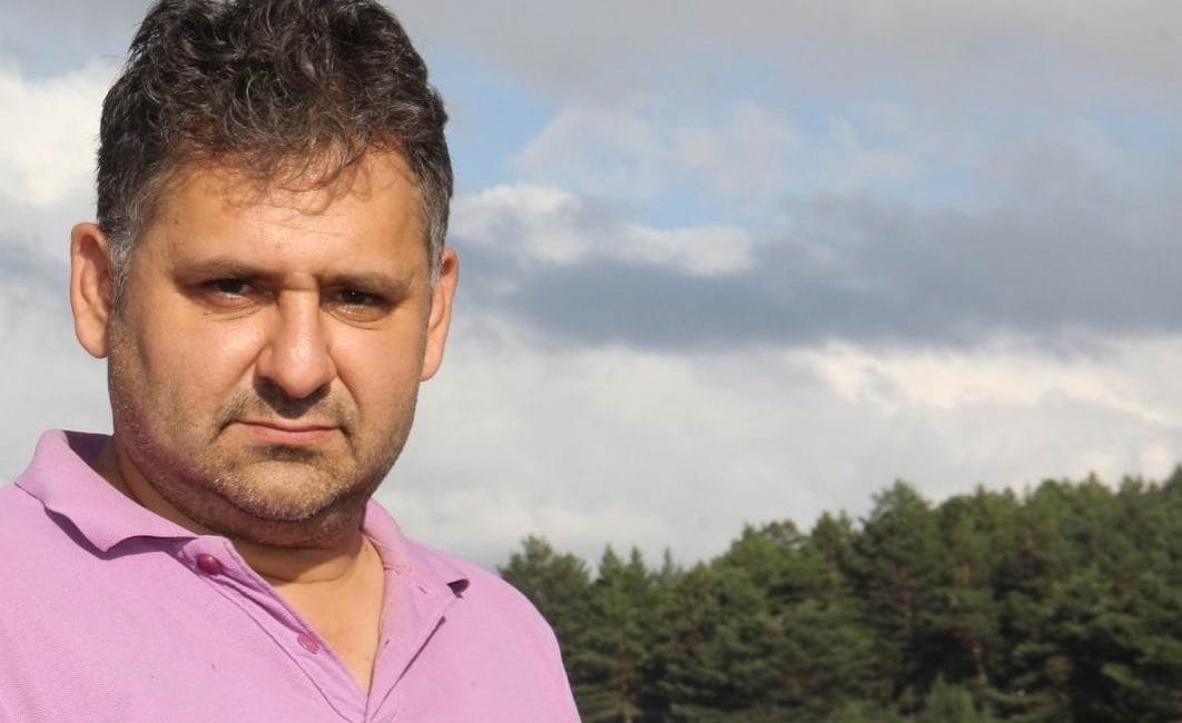 Cumhurbaşkanlığı'na bağlı İletişim Başkanlığı, küçük yaşlardan beri devam ettirdiği gazetecilik