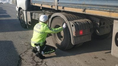 Ticari araçlarda kış lastiği zorunluluğu başladı