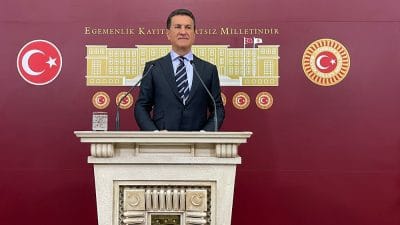 CHP Erzincan Milletvekili Mustafa Sarıgül, son dönemde okullarda yaşanan şiddet