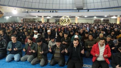 Regaib Kandili, Erzincan’daki tüm camilerde dualarla idrak edildi.