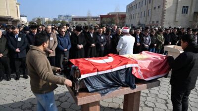 Prof. Dr. Yener Özen, için Bişkek’teki Satuk Buğra Han Camii’nde