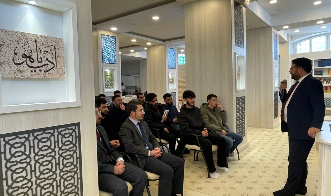 Erzincan Müftülüğü Diyanet Gençlik Hizmetleri İl Koordinatörlüğünün Gençlere Yönelik Düzenlediği