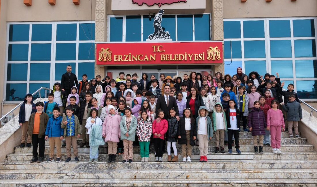 Gazi İlkokulu Öğrencilerinden Erzincan Belediyesi’ne Ziyaret