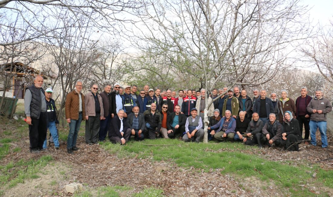 Erzincan’da çiftçilere yönelik olarak açılan eğitim kurslarına yoğun ilgi devam