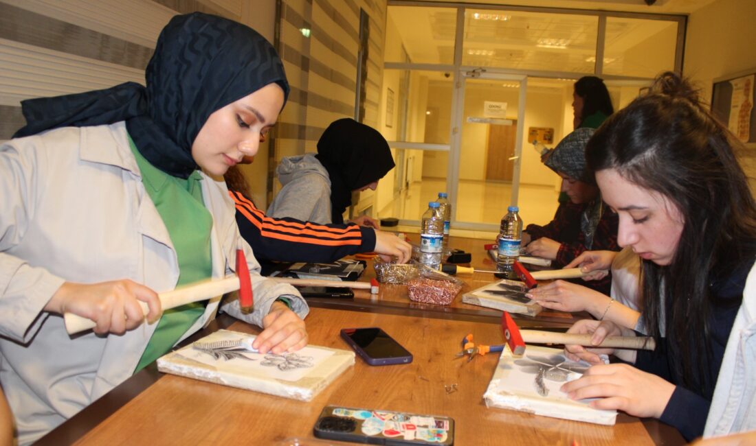 Erzincan Gençlik ve Spor İl Müdürlüğüne bağlı olarak hizmet veren