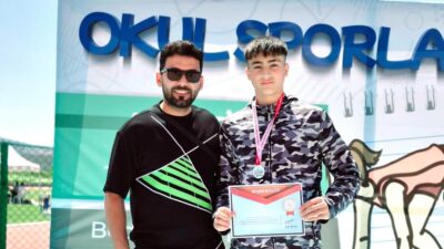 Gülle atmada Genç Erkekler B kategorisinde Türkiye ikinciliği elde etti.