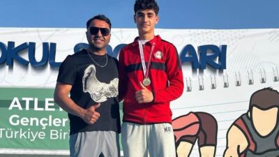 Mahir İçli'den Tarihi Başarı, 2 Branşta Türkiye Şampiyonu!