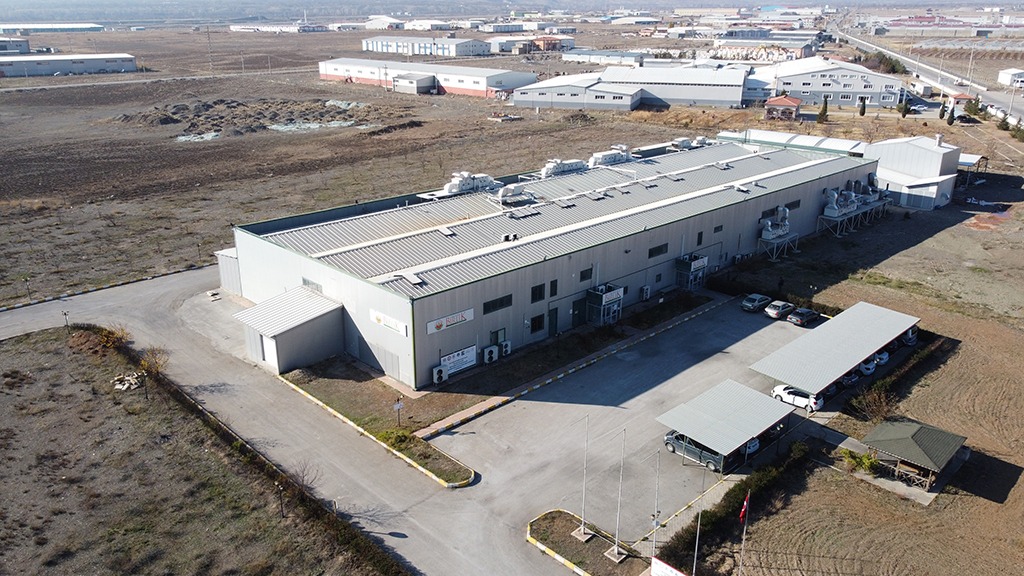 45 bin litre süt Erzincan Organize Sanayi Bölge Müdürlüğü’nde bulunan