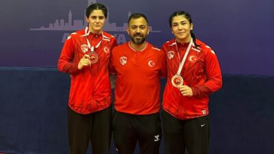 Erzincanlı Güreşçi Kızlardan Türkiye Şampiyonluğu ve Üçüncülüğü! 