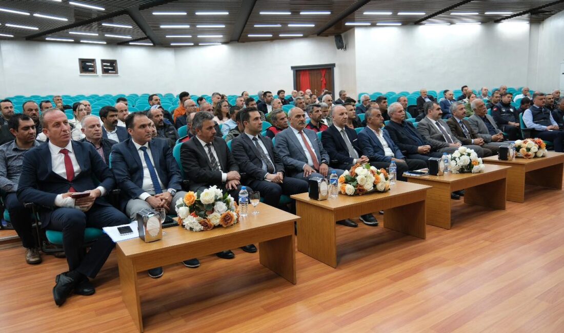Belediye Başkanı Bekir Aksun'dan Değerlendirme ve İstişare Toplantısı