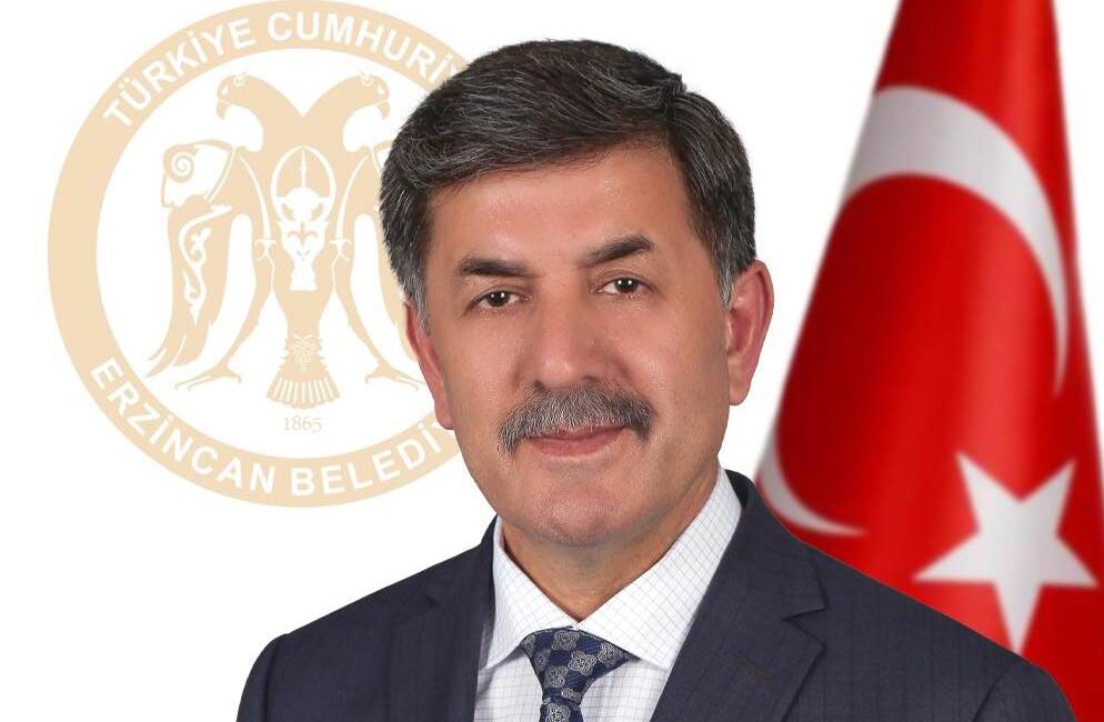 Erzincan Belediye Başkanı Bekir Aksun, Kurban Bayramı dolayısıyla bir kutlama
