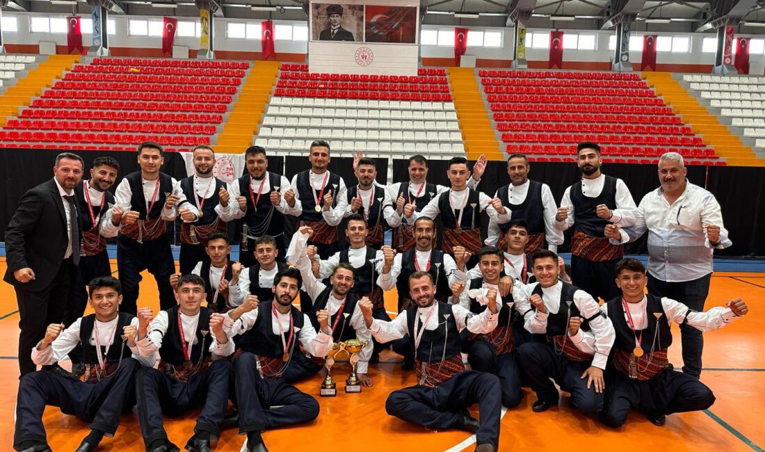 Erzincangücü Spor Kulübü Kars’ta düzenlenen Kulüpler Arası Halk Oyunları Bölge