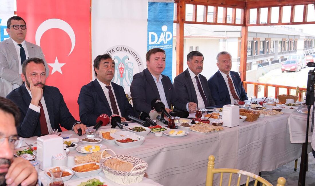 DAP Bölge Kalkınma İdaresi Başkanı Prof. Dr. Osman  Demirdöğen.